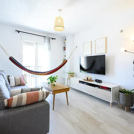 Mountain Vista & Hammock Stay Apartment *